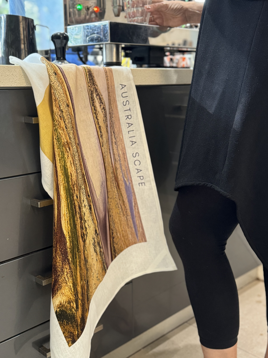 Lake Eyre (bays) tea towel